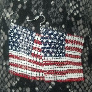 Draping US flag earrings!!!